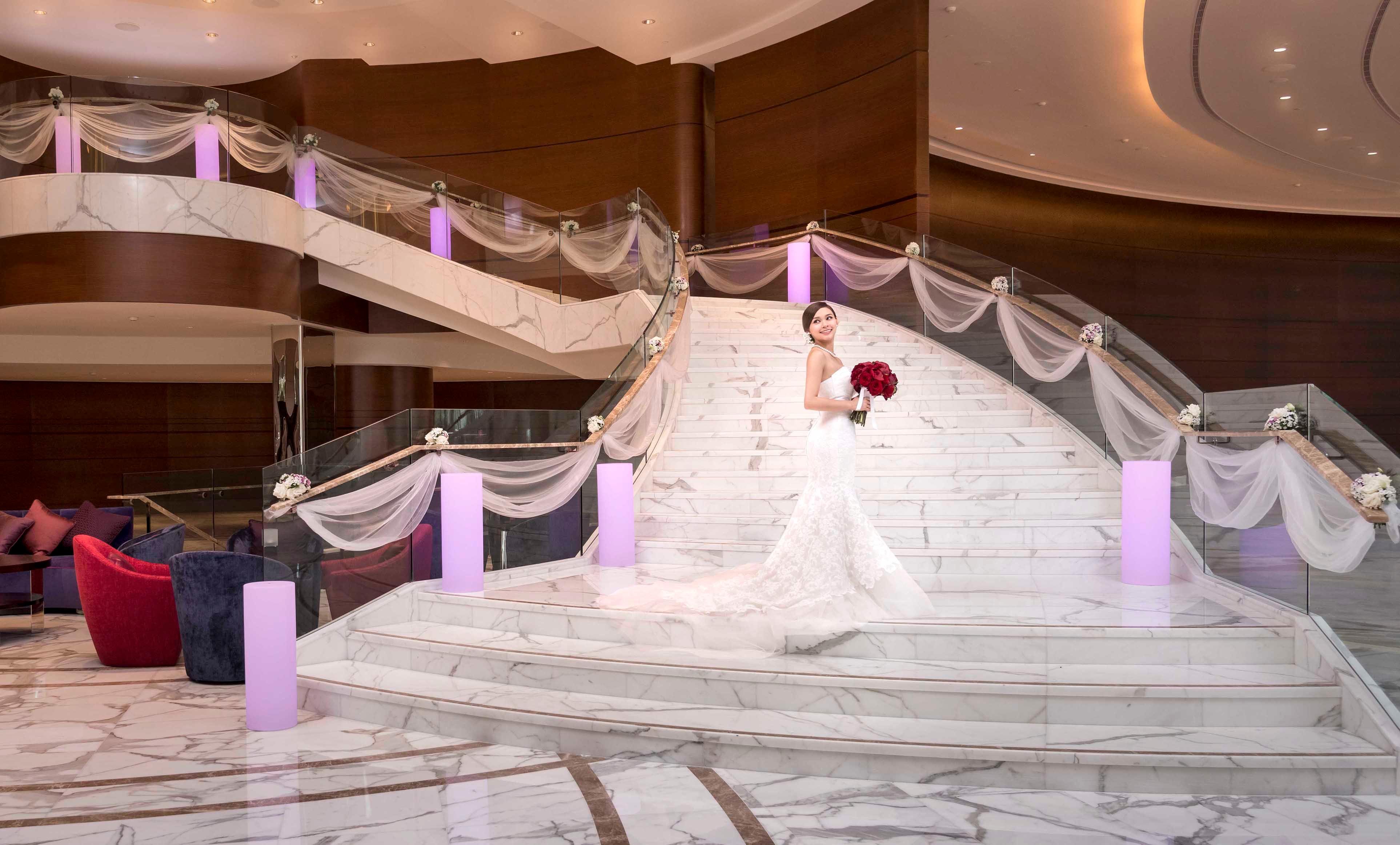 Crowne Plaza Macau, An Ihg Hotel Exterior photo Wedding at the Grand Staircase