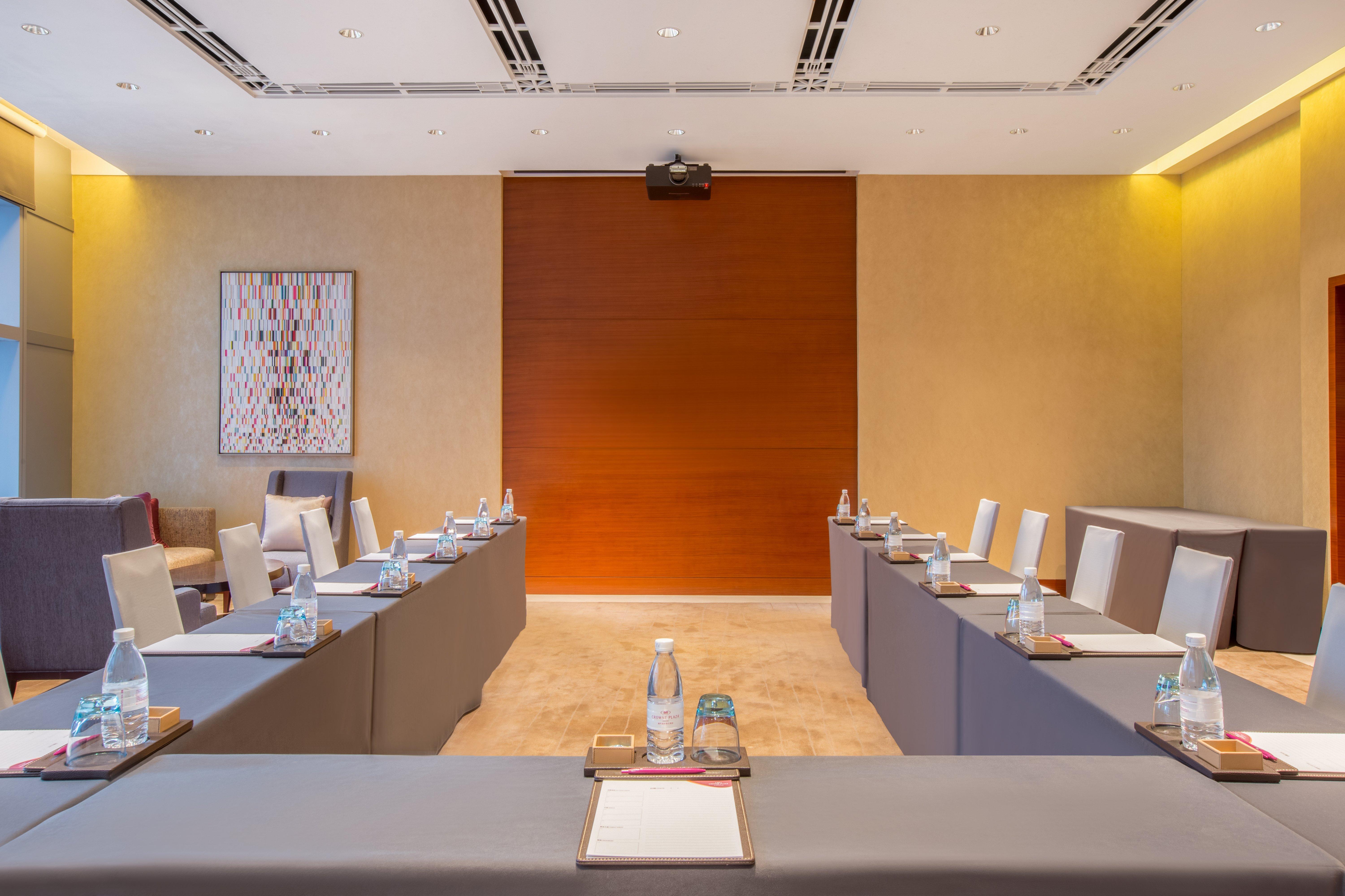 Crowne Plaza Macau, An Ihg Hotel Exterior photo Meeting room